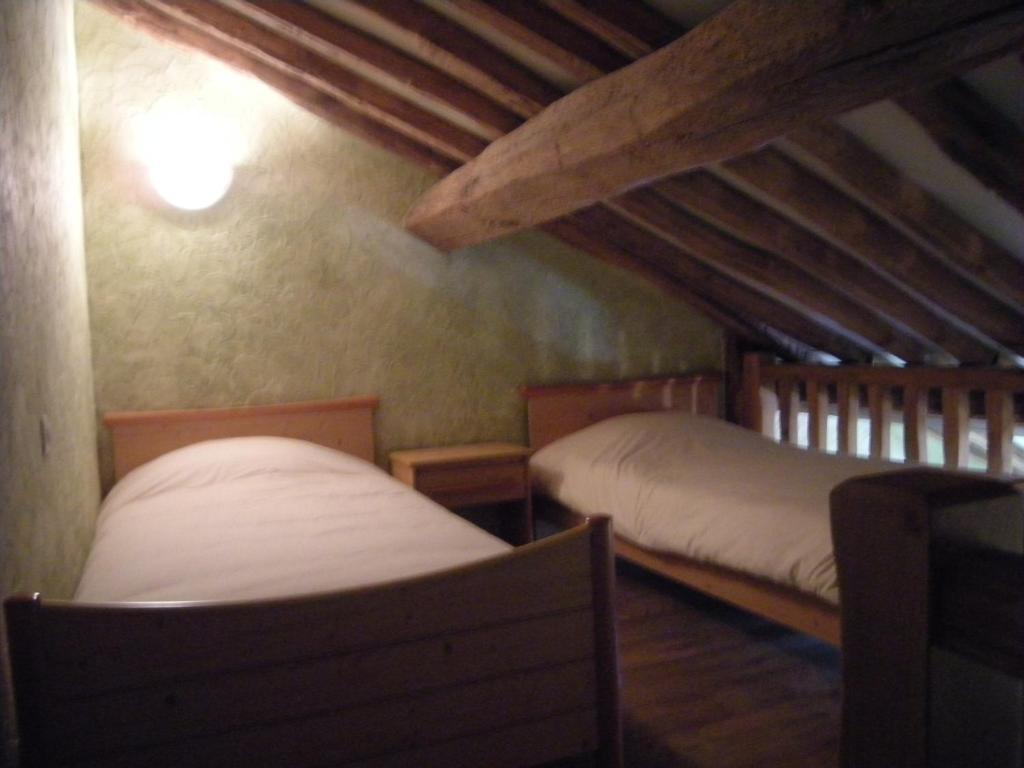 Le Point De Chute Hotel Tournavaux Szoba fotó
